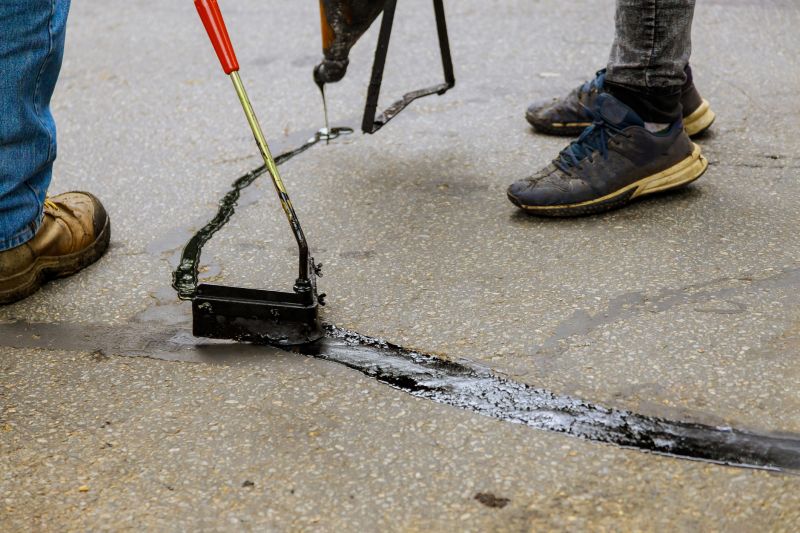 Asphalt Crack Sealing in Miami Dade County, FL