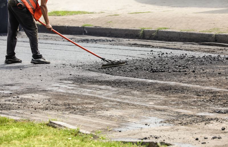 Asphalt Sealing Service